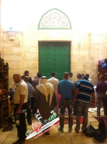 ابناء كفرقاسم في رحاب المسجد الاقصى لاداء صلاة التراويح 